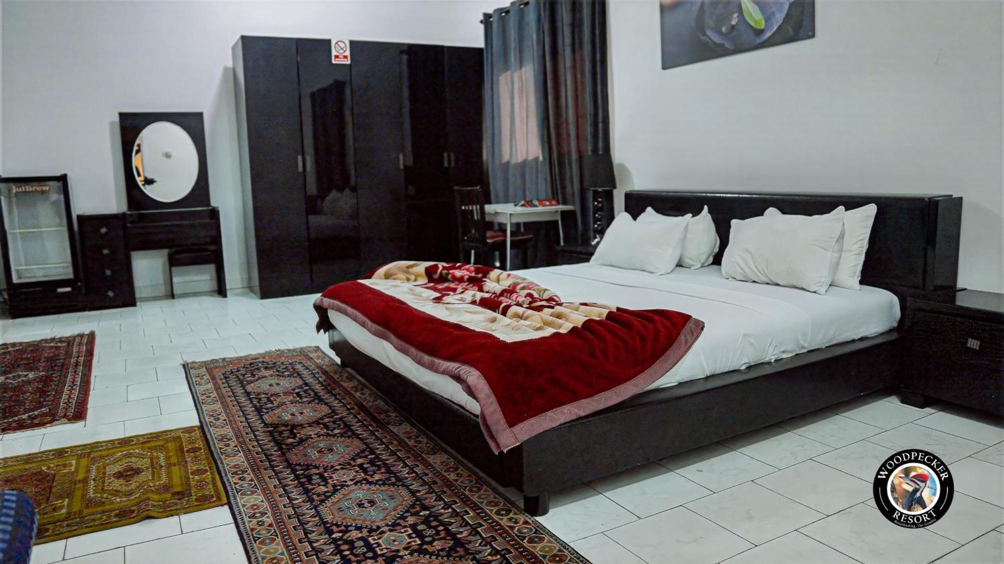 Woodpecker Resort Hotel Banjul Exterior photo